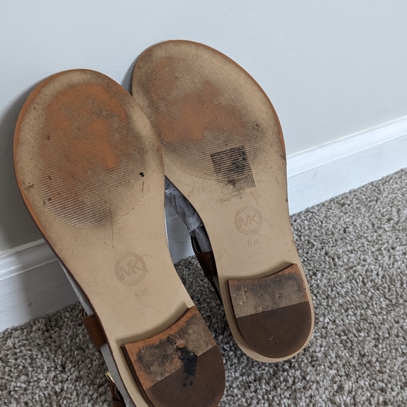 Nothing. Sold - Picture 3 of 3